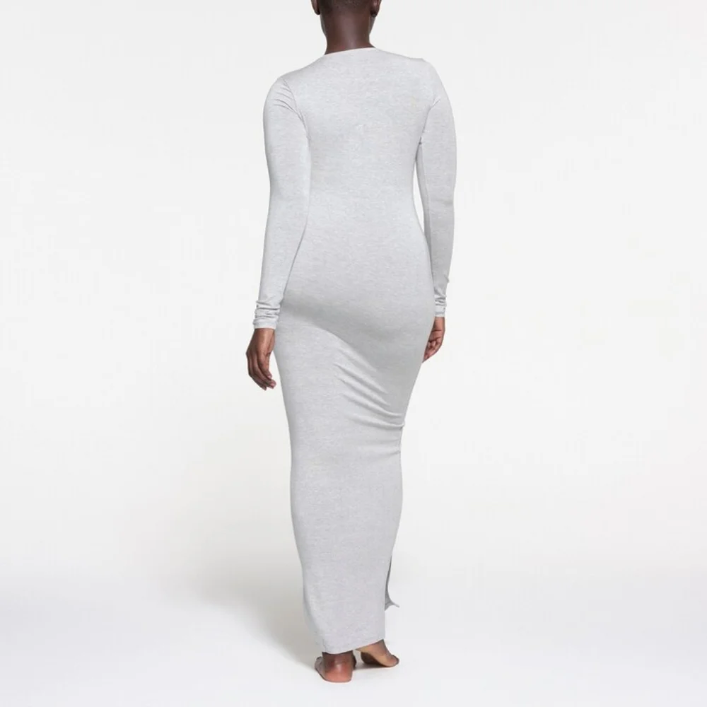 BB1. NWT SKIMS SLEEP DRESS IN LIGHT HEATHER GREY - Picture 3 of 6